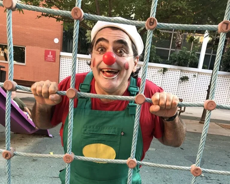 animadores-infantiles-en-Valencia-768x1024