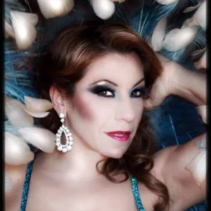 fiesta_adultos_artistas_lola1-e1530695743744