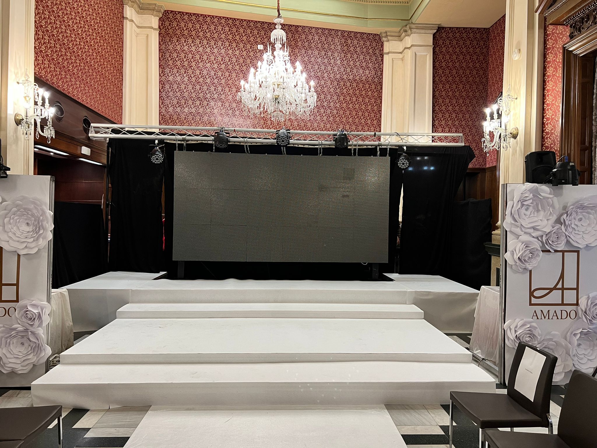 Alquiler-escenario-en-Valencia