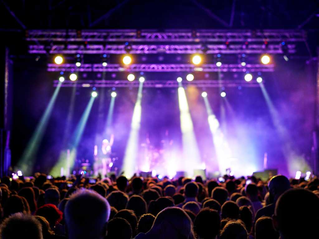 ILUMINACION-PARA-EVENTOS-DE-EMPRESA-VALENCIA