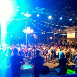 fiesta_adultos_orquestra_frontera4-1024x1024-1